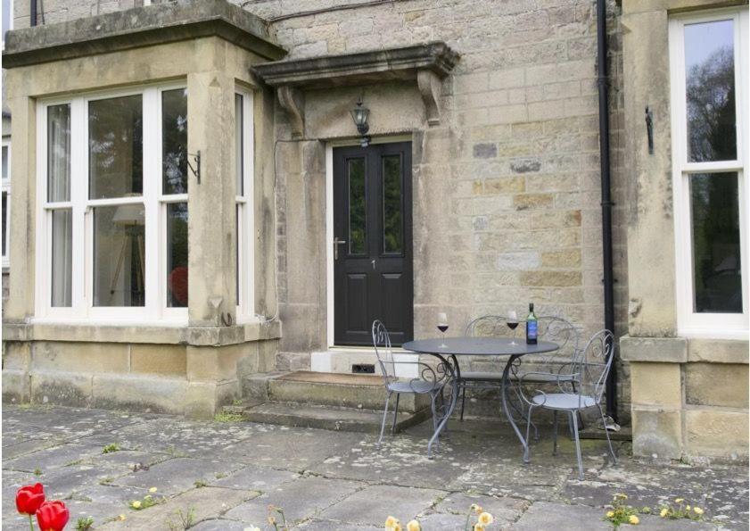 The Beeches - Chatsworth Apartment No 1 - Sleeps 2 Baslow Exterior foto